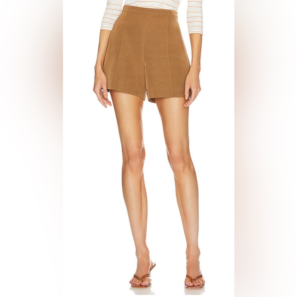 VINCE HIGH WAISTED TAILORED SHORT SIZE 10